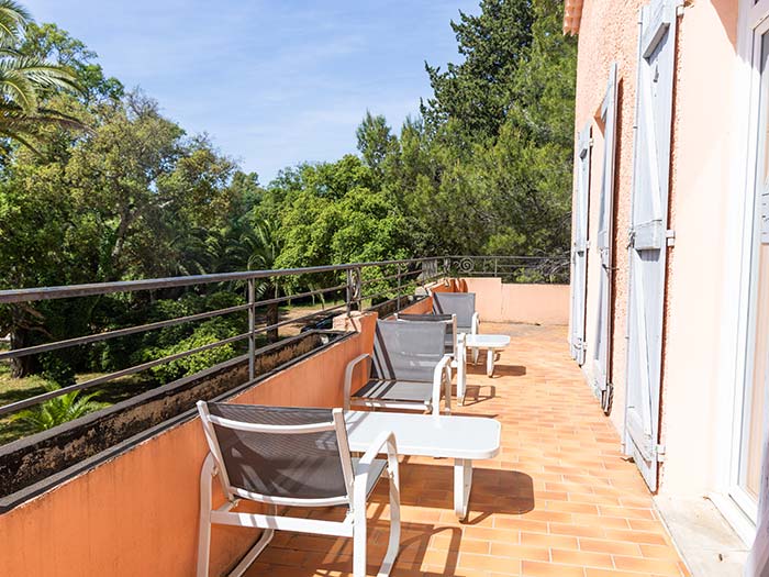 APPARTEMENT PORQUEROLLES du Château Maravenne